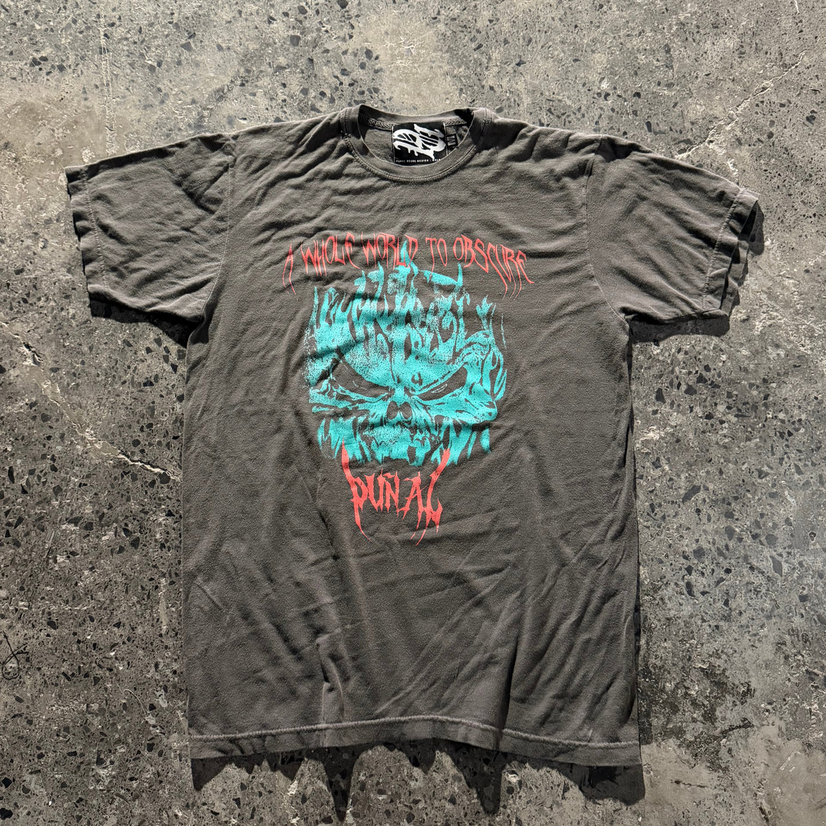 A WORLD OBSCURED FADED GRAY TEE