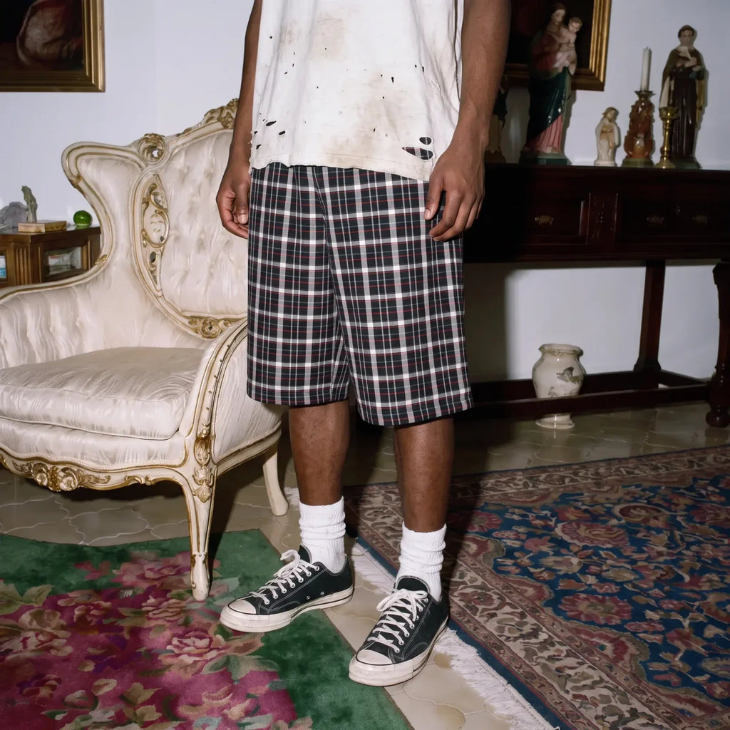 BLACK PLAID ESE SHORTS